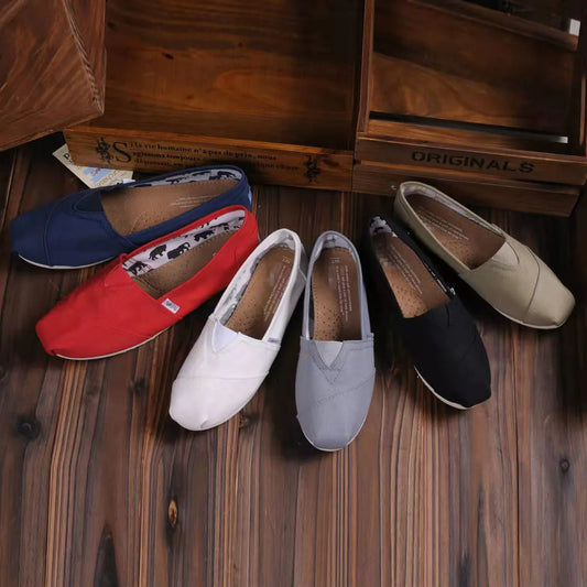 Spring Summer Men Casual Shoes Canvas Fabric Male Shallow Loafers Comfortable Light High Quality Shoes