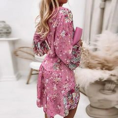 Frühlings- und Sommer-Damenkleid mit floralen Farbblöcken, kurzem Rock, geschichtet, modisches Minikleid 