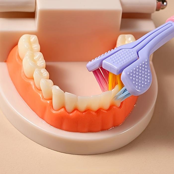 Spazzolino da denti per adulti con setole morbide per l'igiene orale 