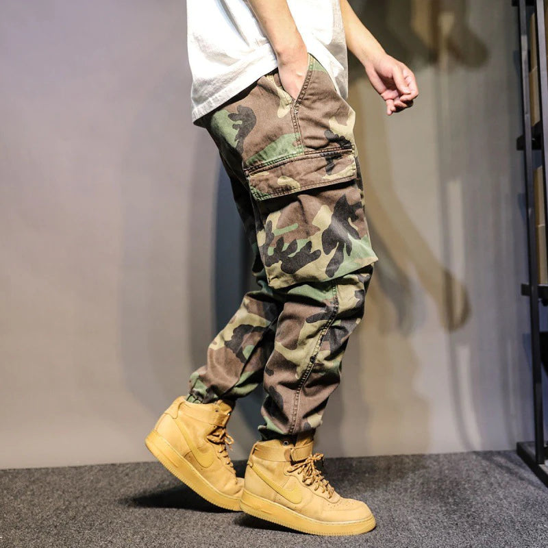 Multi-Pocket Tapered Cargo Pants with Camouflage Print